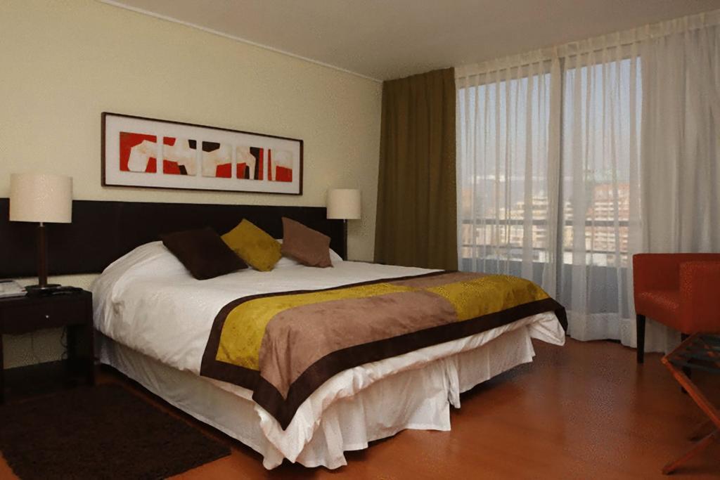 Rent A Home Bosque Norte Santiago Exterior photo
